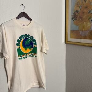 Vintage penn place reptology lizard shirt